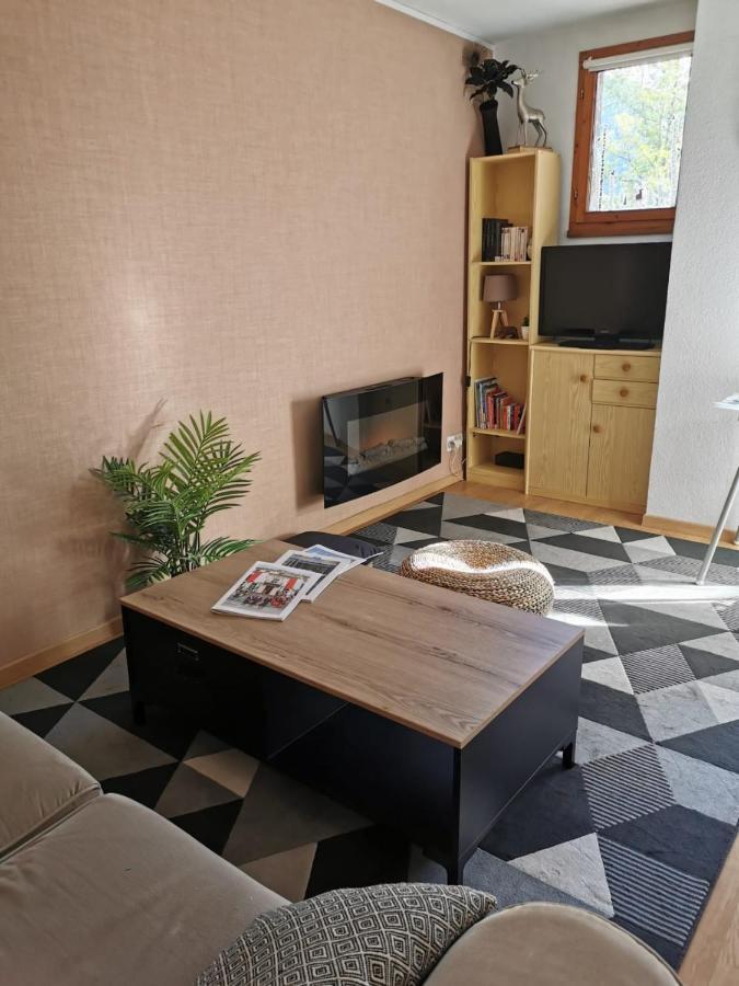 Beau T3 Place Parking, Vue Degagee Proche Centre Bagneres-de-Luchon Exterior photo