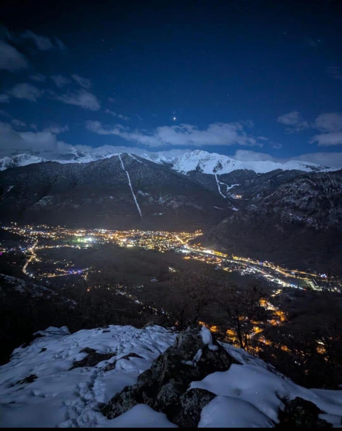 Beau T3 Place Parking, Vue Degagee Proche Centre Bagneres-de-Luchon Exterior photo